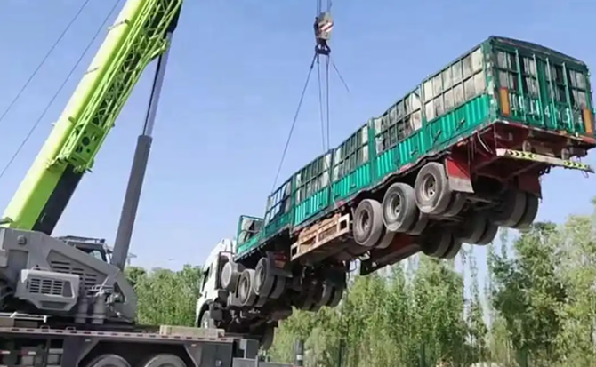 海西蒙古族藏族自治州道路脱困救援案例